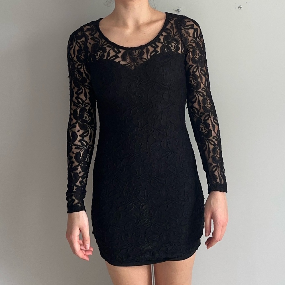 Elegant Black Lace Dress